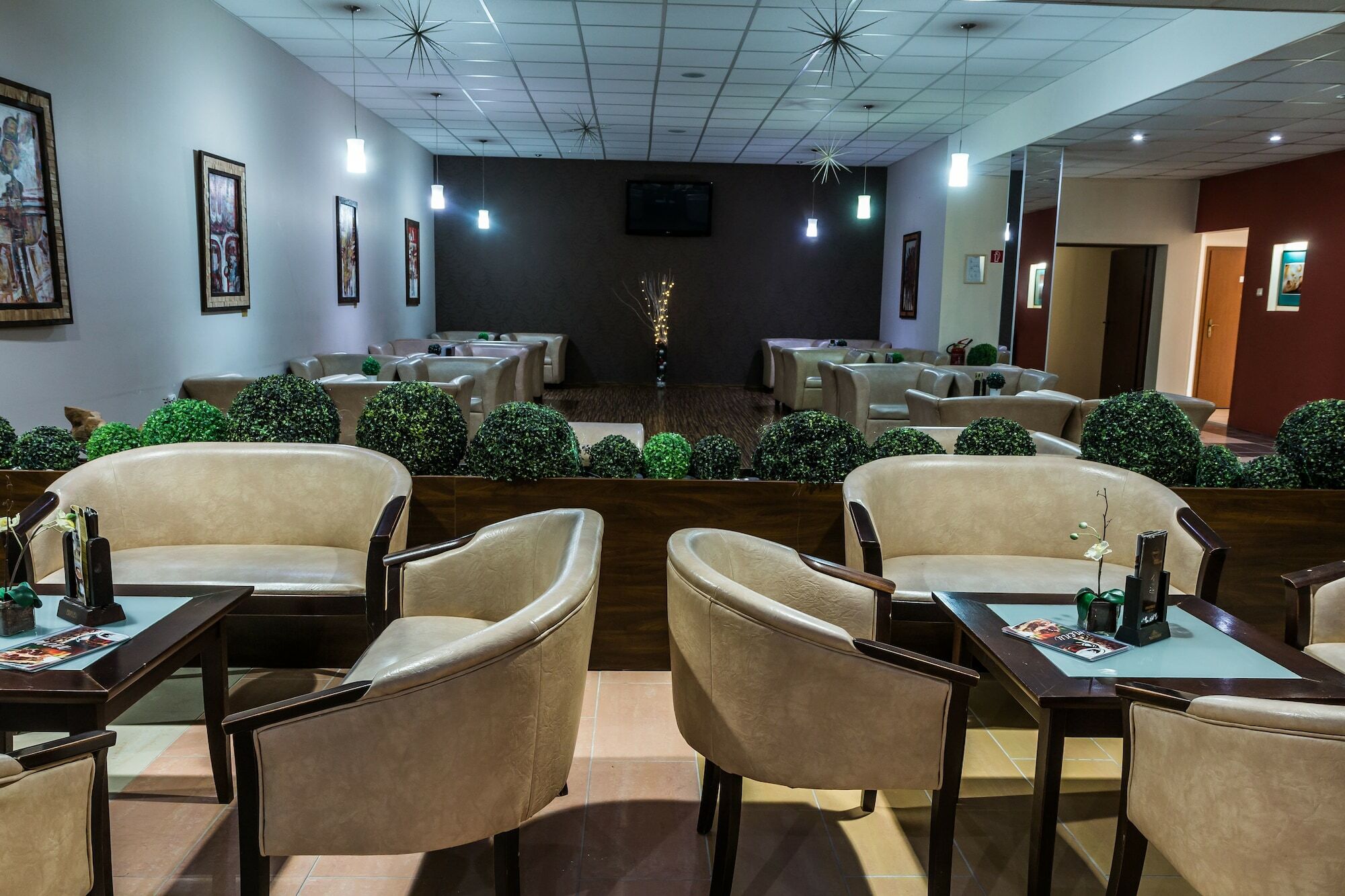 Hotel Dixon So Vstupom Do Bazena A Virivky Zdarma - Free Entrance To Pool And Jacuzzi Included Banska Bystrica Luaran gambar